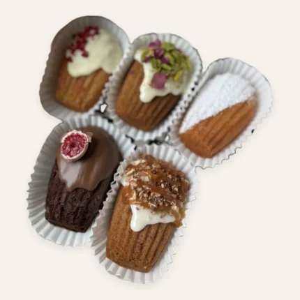 Farina Arena Madeleines